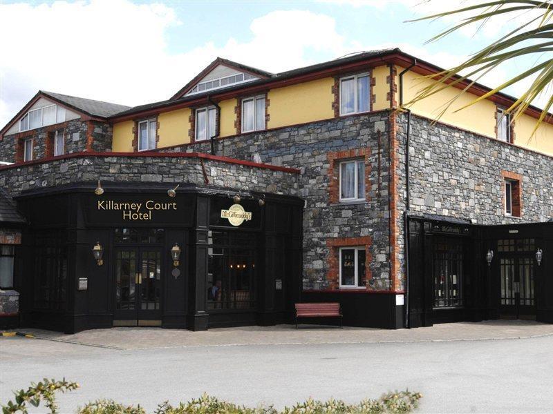 Killarney Court Hotel Exterior photo